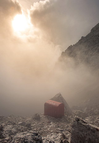 biwak12, zwoelferkogel, dolomites, italy